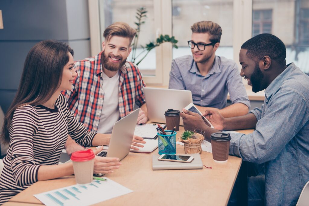 What do entrepreneurs learn from andrew tate about online success?